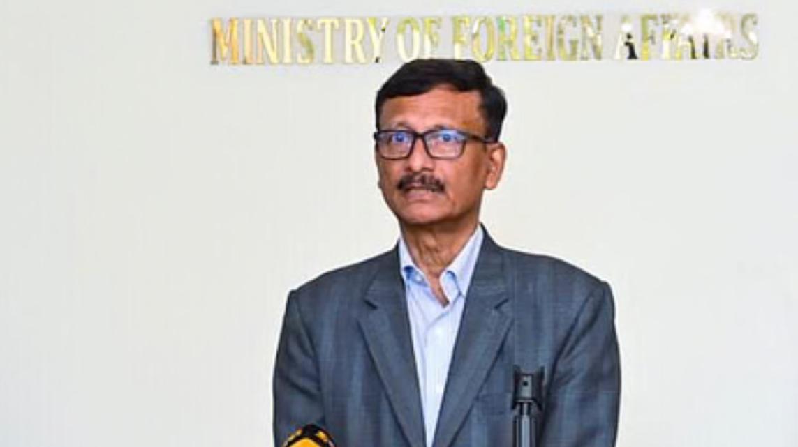 শেখ হা‌সিনার বর্তমান অবস্থান জানে না সরকার: পররাষ্ট্র উপদেষ্টা